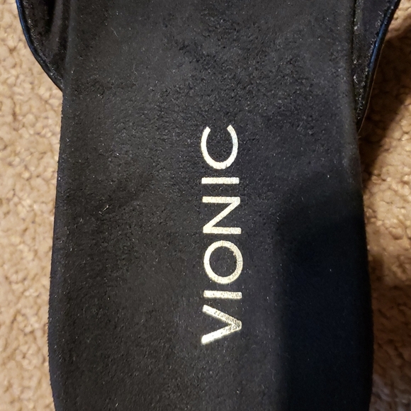 Vionic Sandals - Picture 2 of 6